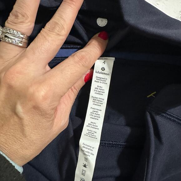 lululemon leggings size 4 - Picture 9 of 9